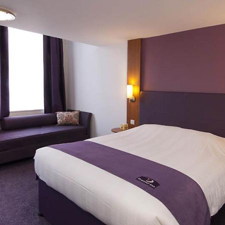 Premier Inn Exeter Central St. Davids Εξωτερικό φωτογραφία