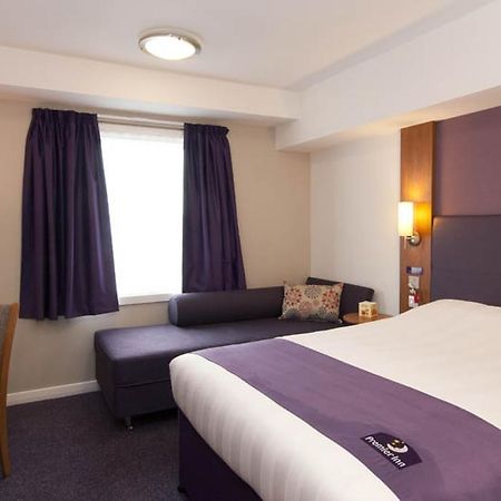 Premier Inn Exeter Central St. Davids Εξωτερικό φωτογραφία