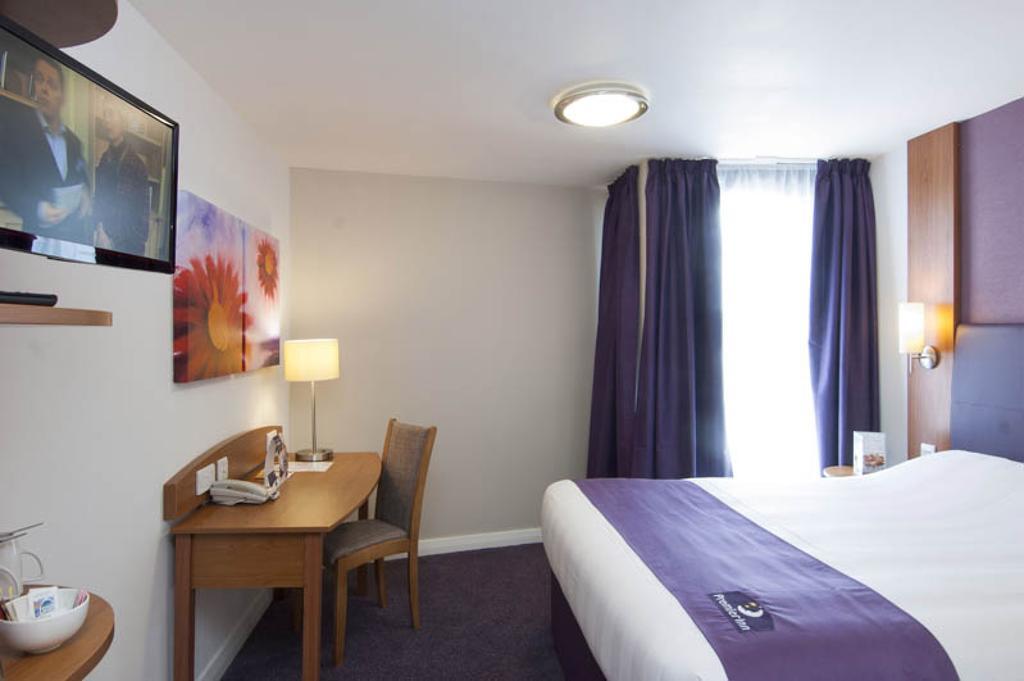 Premier Inn Exeter Central St. Davids Δωμάτιο φωτογραφία
