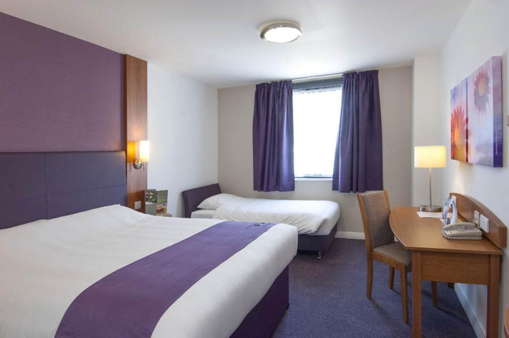 Premier Inn Exeter Central St. Davids Δωμάτιο φωτογραφία