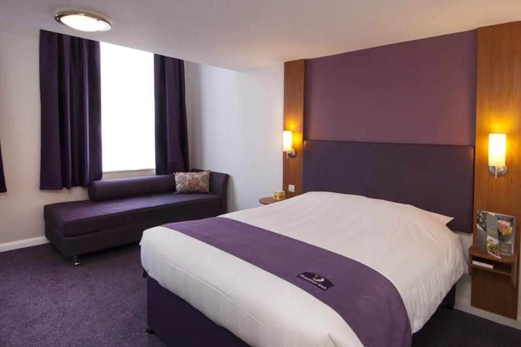 Premier Inn Exeter Central St. Davids Εξωτερικό φωτογραφία