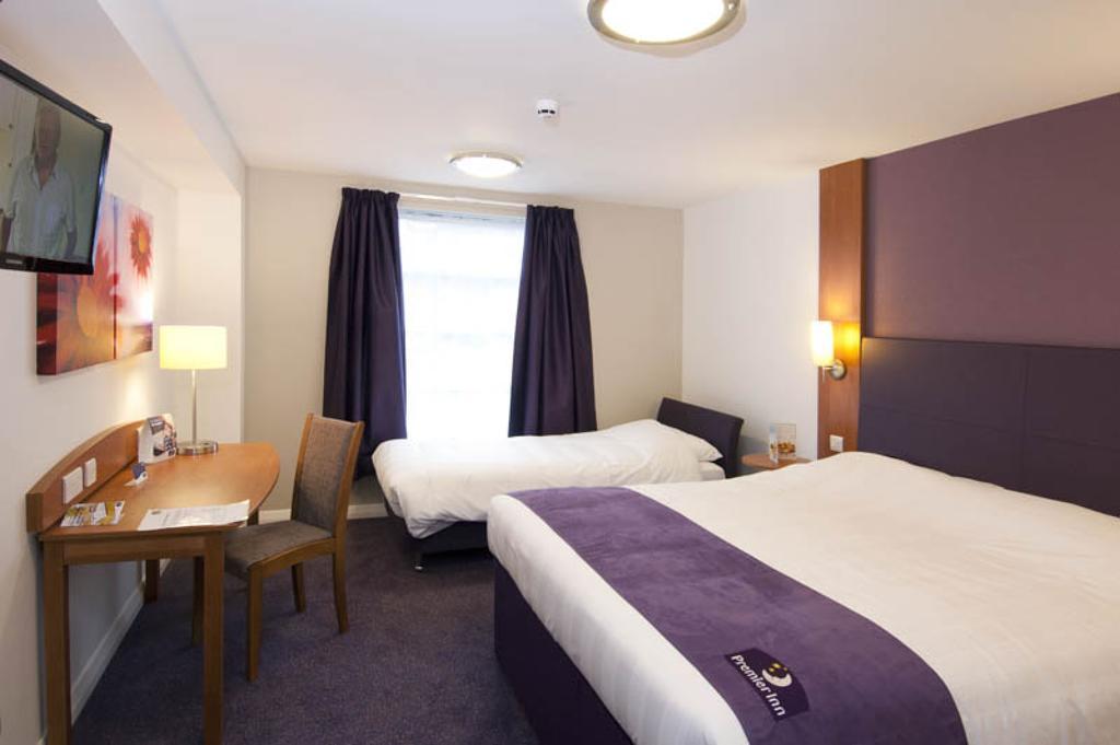 Premier Inn Exeter Central St. Davids Δωμάτιο φωτογραφία