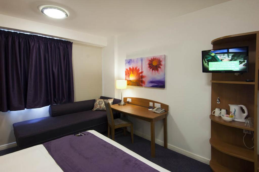 Premier Inn Exeter Central St. Davids Εξωτερικό φωτογραφία